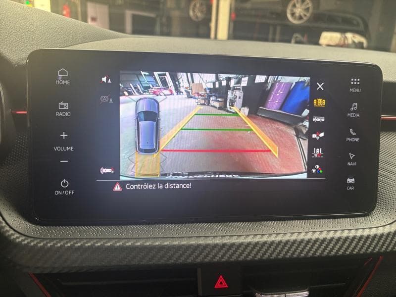 Skoda Kamiq Monte Carlo | 1.0 tsi 116cv | Boite auto | GPS | Caméra | Toit pano | Carplay | Capteurs Av/Ar | Clim auto - 17