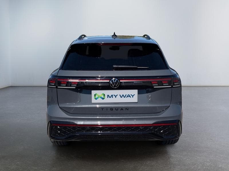 Volkswagen Tiguan R-Line | 1.5 TSI 150cv | GPS | Caméra | Toit pano | Attelage - 6