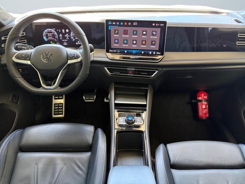 Volkswagen Tiguan R-Line | 1.5 TSI 150cv | GPS | Caméra | Toit pano | Attelage - 10