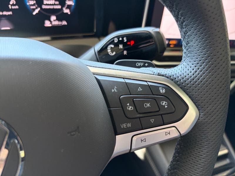 Volkswagen Tiguan R-Line | 1.5 TSI 150cv | GPS | Caméra | Toit pano | Attelage - 17