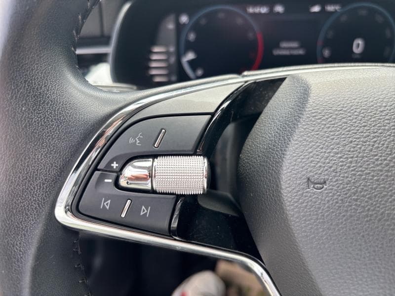 Skoda Kamiq Ambition | 1.0 tsi 110cv | GPS | Caméra | Carplay | Capteurs Av/Ar | Clim auto | Sièges Av chauffants - 17