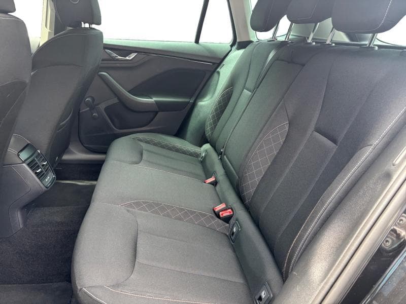 Skoda Kamiq Ambition | 1.0 tsi 110cv | GPS | Caméra | Carplay | Capteurs Av/Ar | Clim auto | Sièges Av chauffants - 11