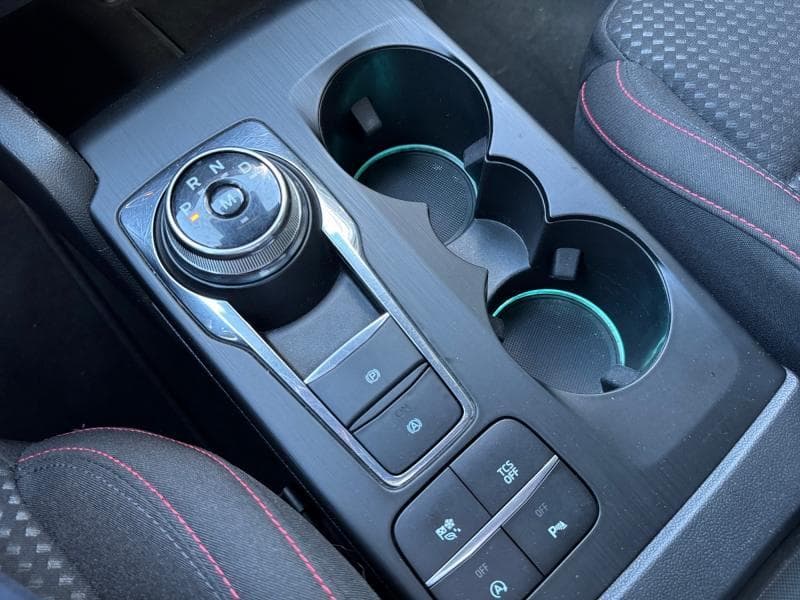 Ford Focus ST-Line | 1.0 EcoBoost 125cv | GPS | Bluetooth | Caméra | Capteurs Av & Arr - 28