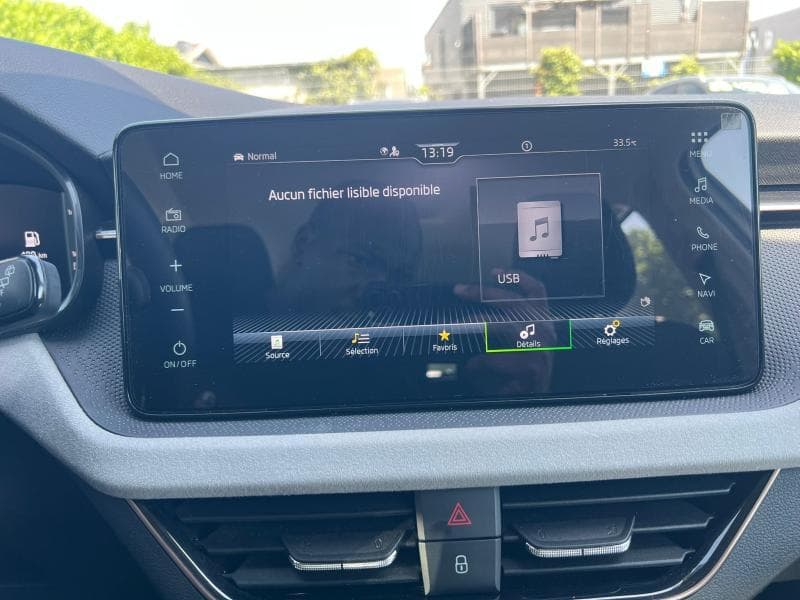 Skoda Kamiq Selection | 1.0 TSI 116CH | GPS | Caméra | Carplay | Sièges Chauffants - 21