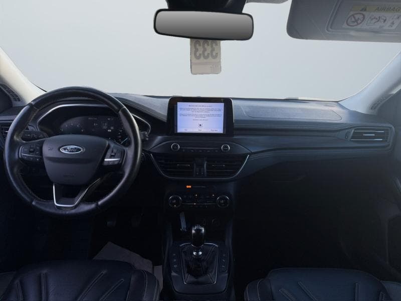Ford Focus Vignale | 1.0 EcoBoost 125cv | Caméra | GPS | Attelage | Sièges Av chauffants - 14