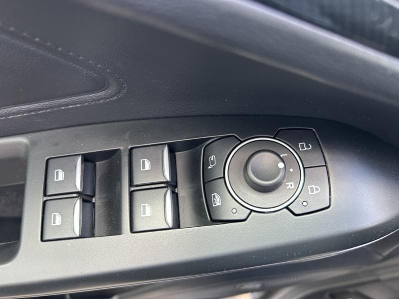Ford Focus ST-Line | 1.0 EcoBoost 125cv | Carplay | Caméra | GPS | Volant chauffant - 23