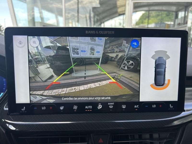 Ford Focus ST-Line | 1.0 EcoBoost 125cv | Carplay | Caméra | GPS | Volant chauffant - 17