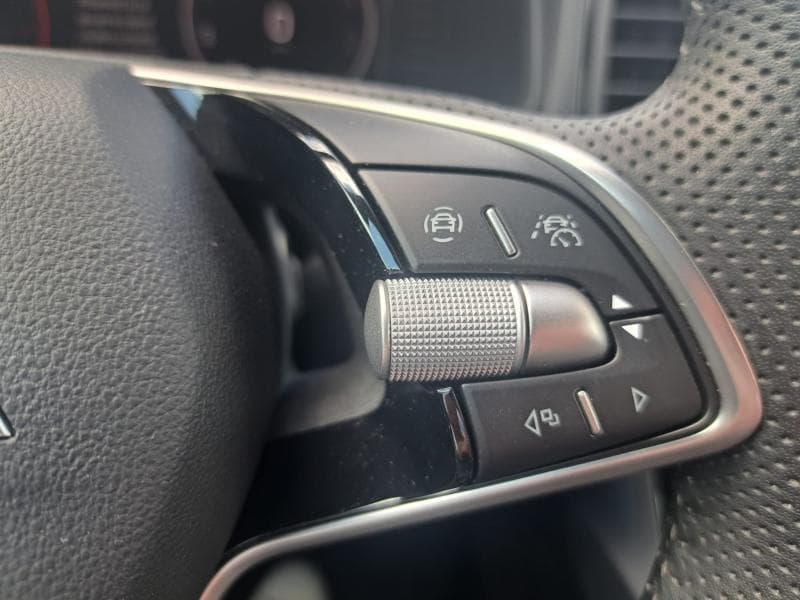 Skoda Karoq Selection | 1.0 TSI 115cv | Carplay | Caméra | Clim auto | Sièges AV chauffants - 19