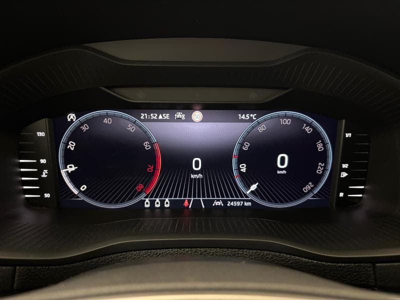 Skoda Karoq Selection | 1.0 TSI 115cv | Carplay | Caméra | Clim auto | Sièges AV chauffants - 14