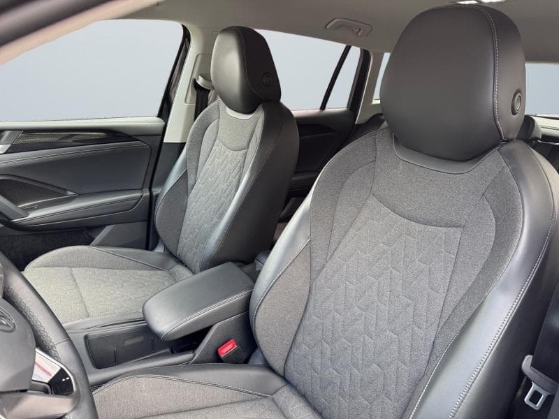 Volkswagen Tiguan Life | 1.5 Etsi 150cv | Carplay | Caméra | Sièges chauffants Av | Capteurs av & Ar - 11