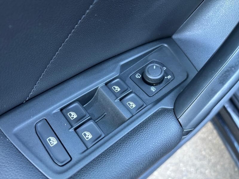 Volkswagen Tiguan Life | 1.5 TSI 131cv | Carplay | Caméra | GPS | Attelage - 23