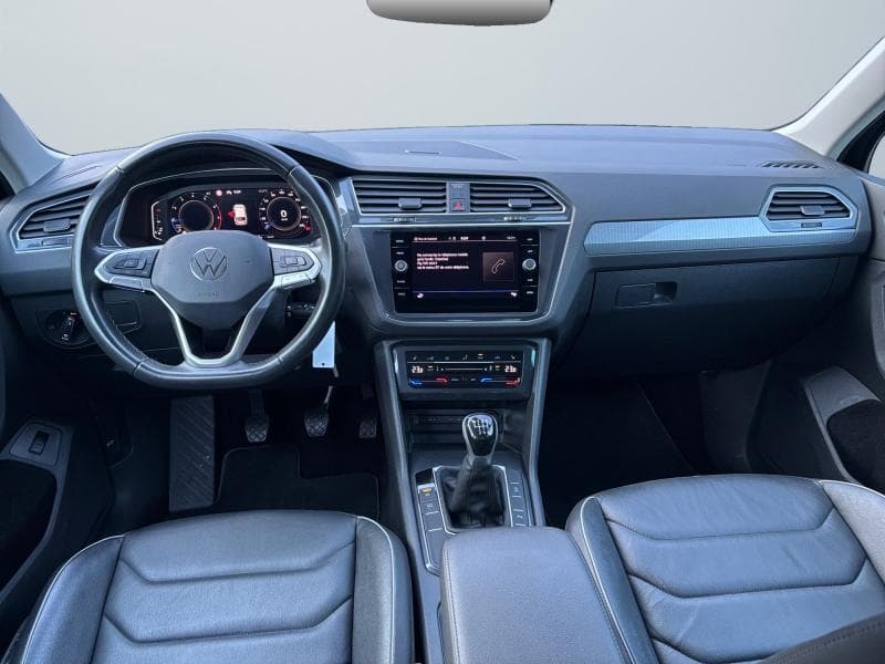 Volkswagen Tiguan Life | 1.5 TSI 131cv | Carplay | Caméra | GPS | Attelage - 10
