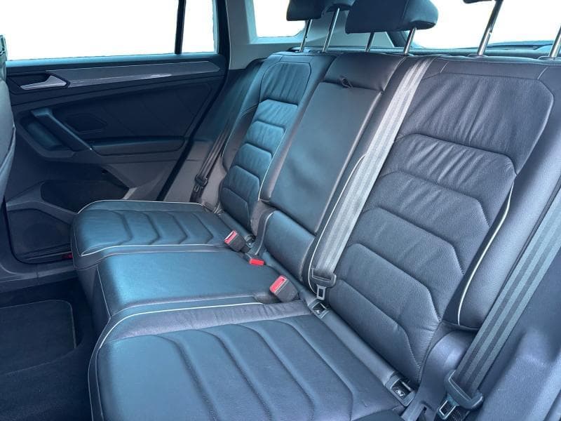 Volkswagen Tiguan Life | 1.5 TSI 131cv | Carplay | Caméra | GPS | Attelage - 11
