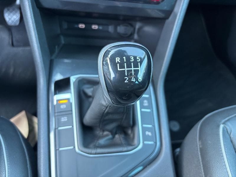 Volkswagen Tiguan Life | 1.5 TSI 131cv | Carplay | Caméra | GPS | Attelage - 28
