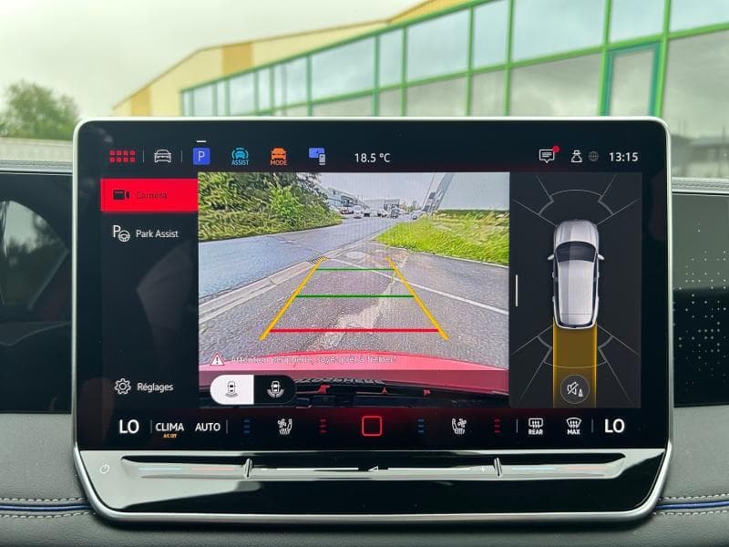 Volkswagen Tiguan R-Line | 1.5 TSI 150CV | GPS | Caméra | Carplay | Sièges Av chauffants - 18