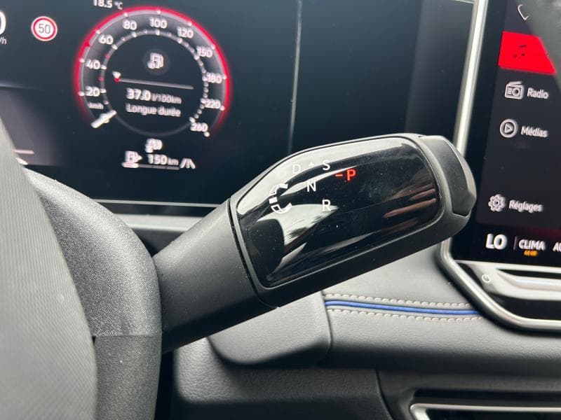 Volkswagen Tiguan R-Line | 1.5 TSI 150CV | GPS | Caméra | Carplay | Sièges Av chauffants - 26