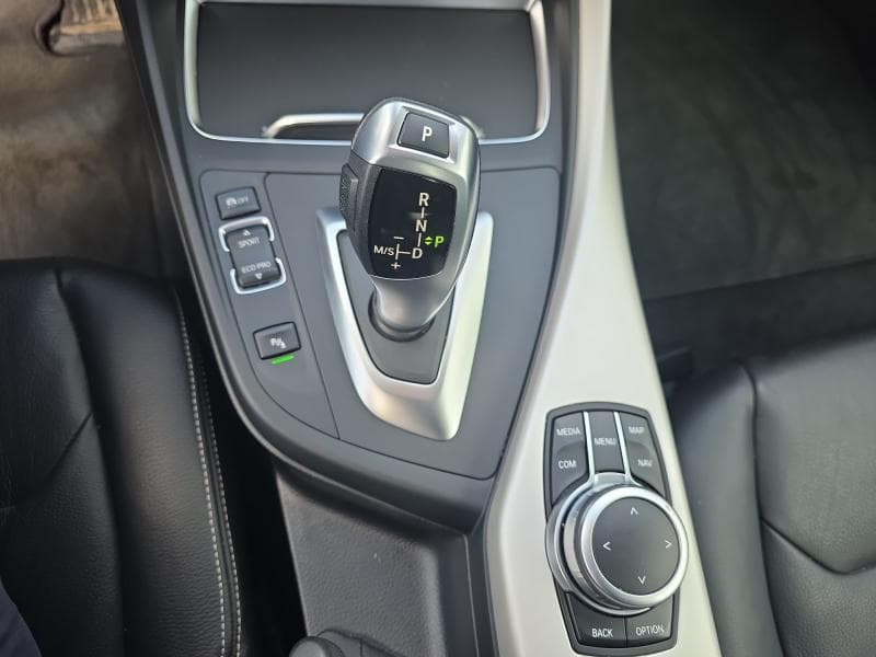 BMW Serie 2 220 Cabrio | 2.L 184 CV | Navi | cuir | LED | Park Pilot - 20