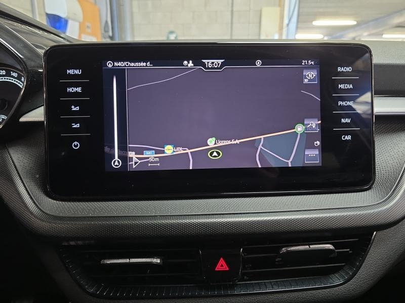 Skoda Fabia Ambition | 1.0 TSI 95cv | Carplay | Caméra | GPS | Clim auto - 19