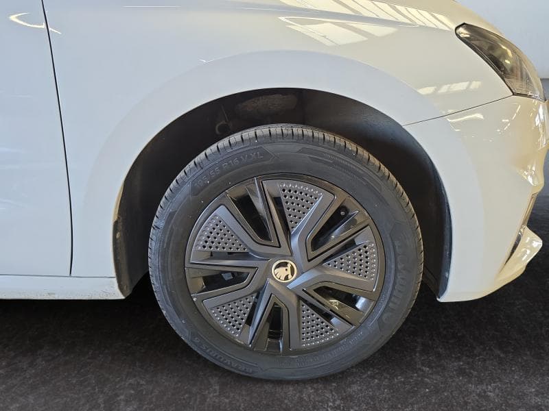 Skoda Fabia Ambition | 1.0 TSI 95cv | Carplay | Caméra | GPS | Clim auto - 9
