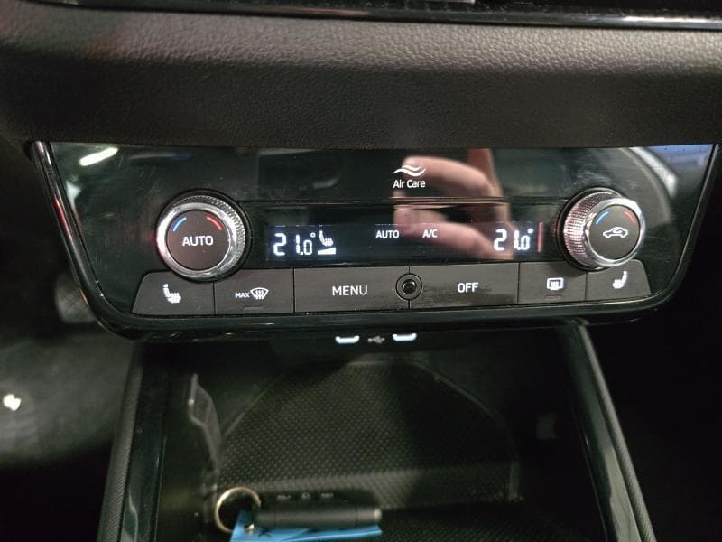 Skoda Fabia Ambition | 1.0 TSI 95cv | Carplay | Caméra | GPS | Clim auto - 27