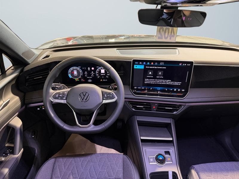 Volkswagen Tiguan Goal Edition | 1.5 TSi 131 CV | Carplay Navi | Attelage de remorque | Attelage de remorque | Toit Panoramique - 9