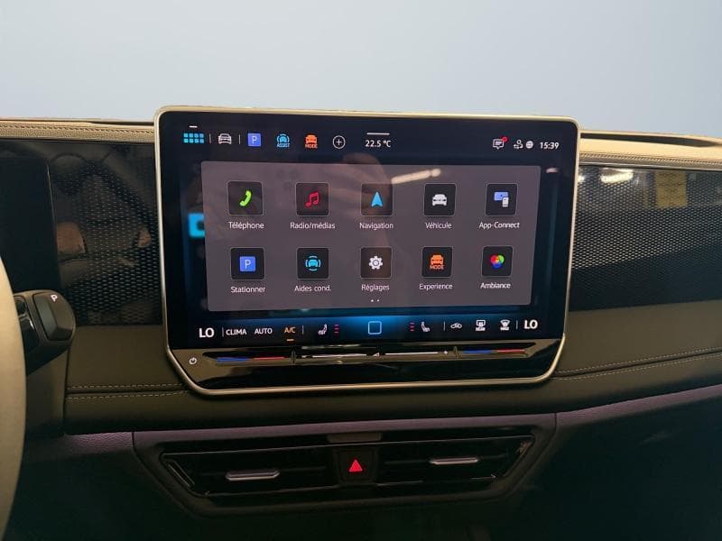 Volkswagen Tiguan Goal Edition | 1.5 TSi 131 CV | Carplay Navi | Attelage de remorque | Attelage de remorque | Toit Panoramique - 13