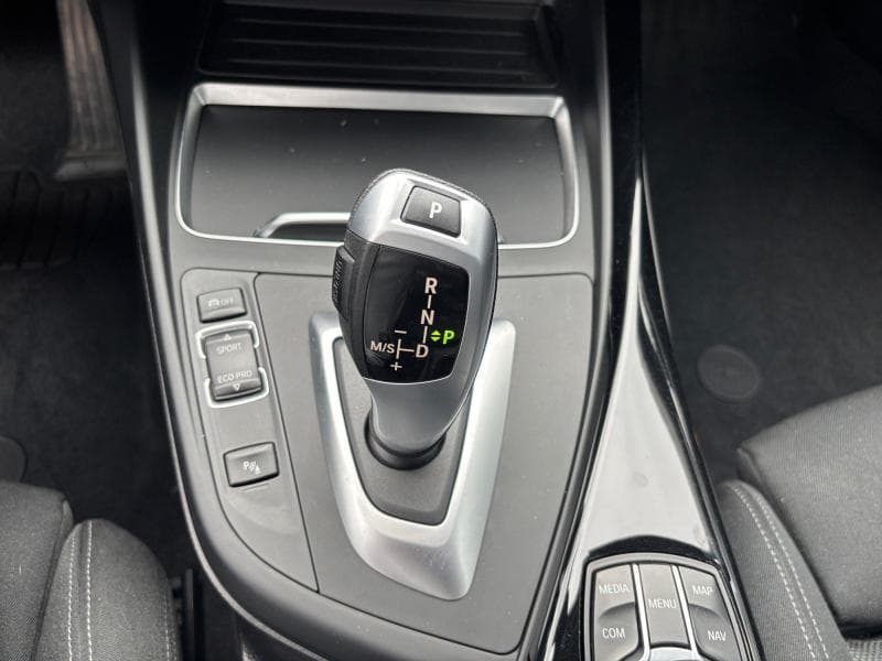 BMW Serie 1 118 1.5i 136cv | GPS | Capteurs Av+Ar | Clim auto | Cruise control - 21