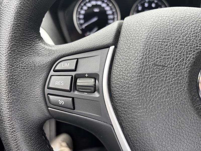 BMW Serie 1 118 1.5i 136cv | GPS | Capteurs Av+Ar | Clim auto | Cruise control - 26