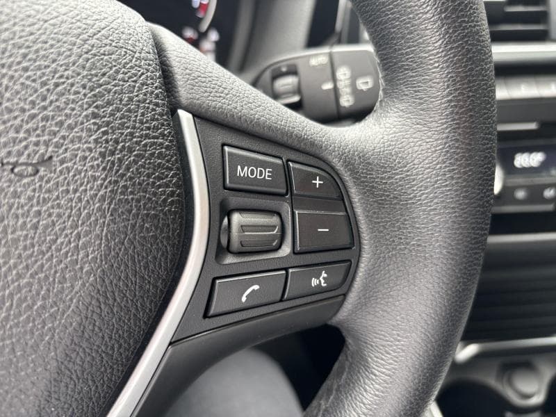 BMW Serie 1 118 1.5i 136cv | GPS | Capteurs Av+Ar | Clim auto | Cruise control - 25