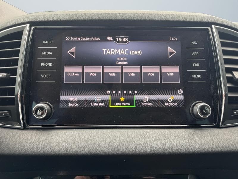 Skoda Karoq Ambition | 2.0 TDI 116cv | Carplay | Caméra | GPS | Attelage - 21