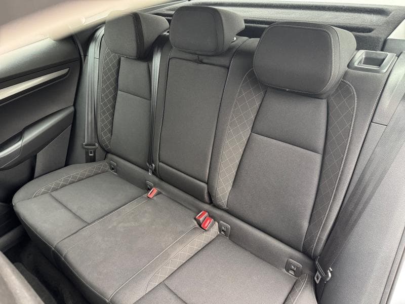 Skoda Karoq Ambition | 2.0 TDI 116cv | Carplay | Caméra | GPS | Attelage - 12