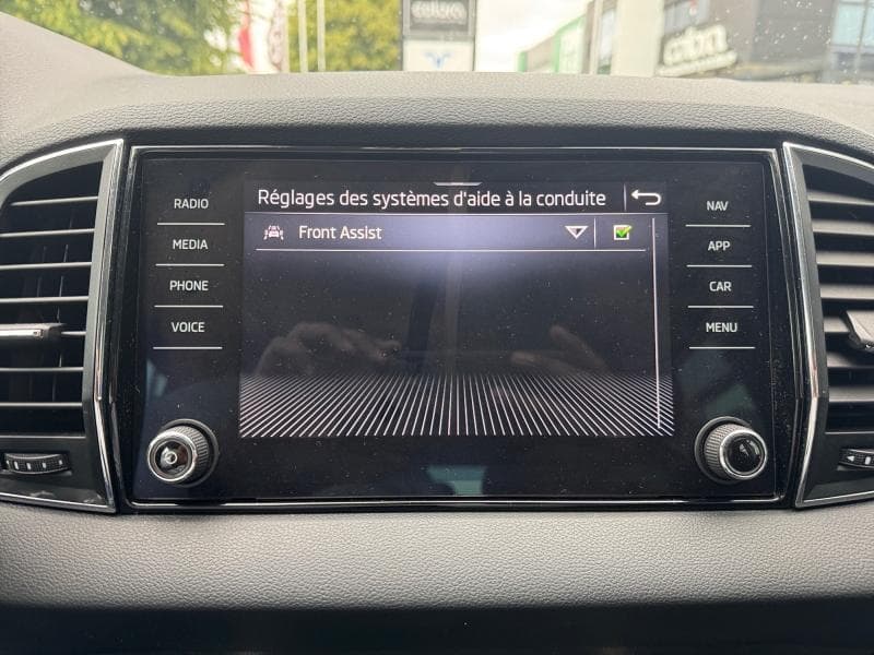 Skoda Karoq Ambition | 2.0 TDI 116cv | Carplay | Caméra | GPS | Attelage - 26