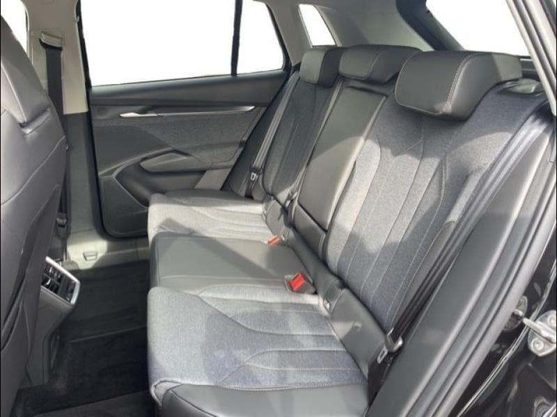 Skoda Elroq 85*Corporate*Att rem*Heat pump* - 17