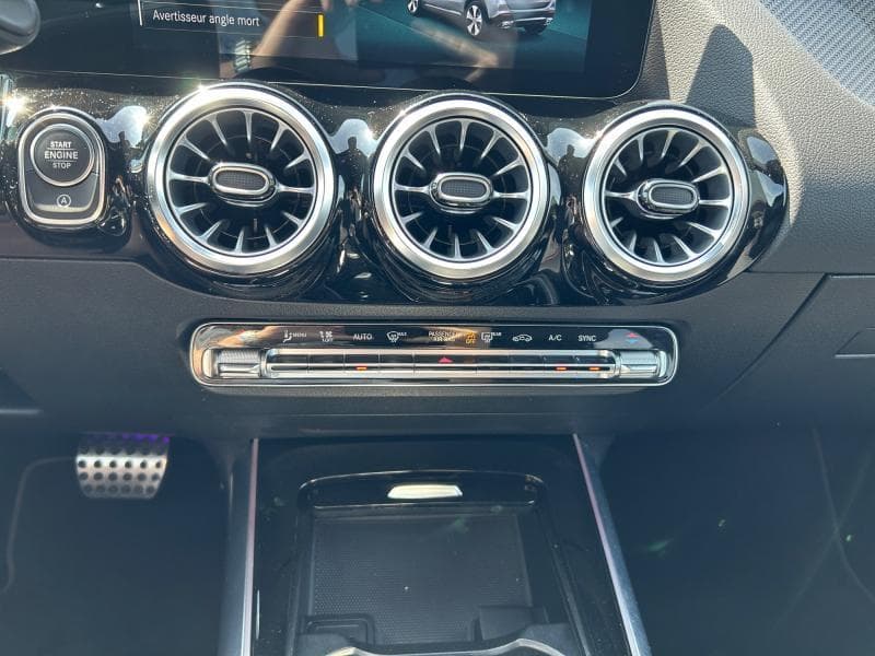 Mercedes-Benz GLA 180 AMG Line | 1.3 L 136Cv | Caméra | GPS | Virtual Cockpit | Capteurs AV+AR - 22