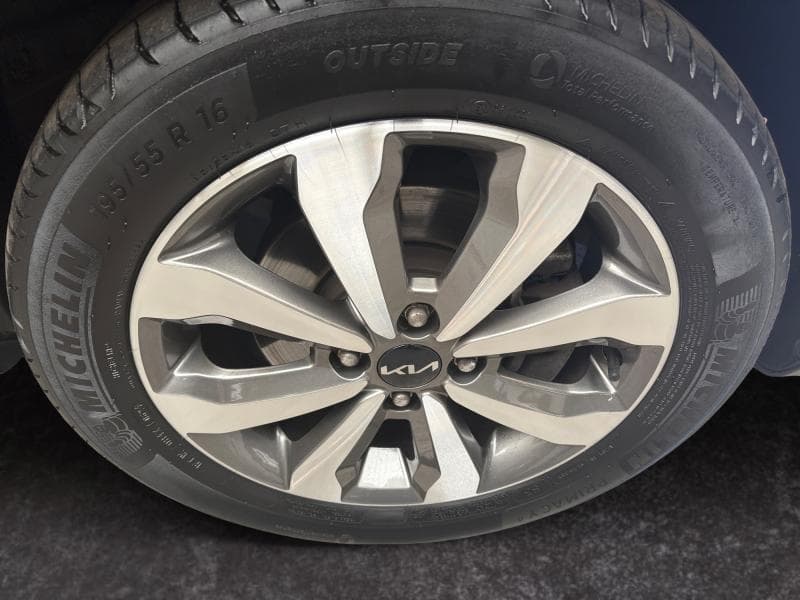 Kia Stonic Stonic | 1.0 99cv | CarPlay | Caméra | GPS | Clim - 9