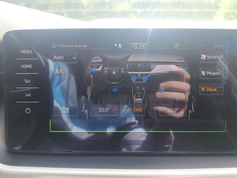 Skoda Scala Ambition | 1.0 TSI 95cv | Carplay | GPS | Sièges Av chauffants | Clim auto - 21