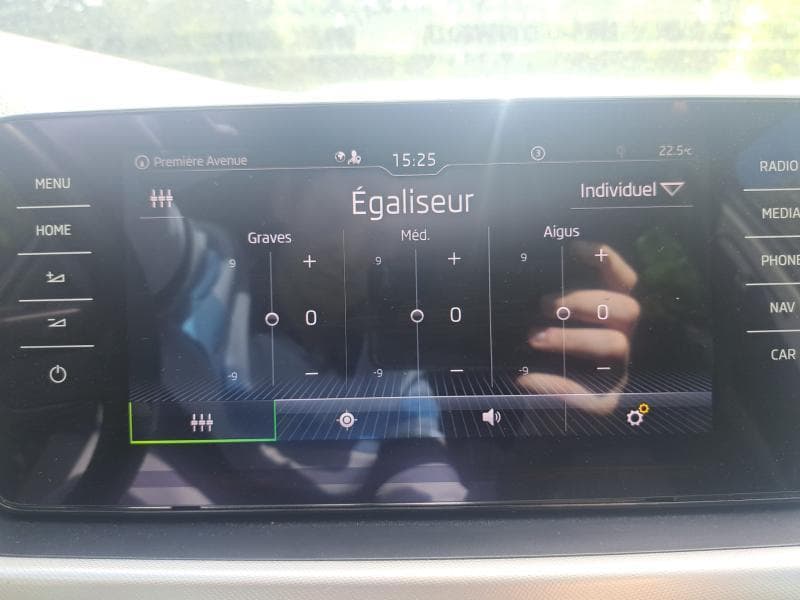 Skoda Scala Ambition | 1.0 TSI 95cv | Carplay | GPS | Sièges Av chauffants | Clim auto - 20
