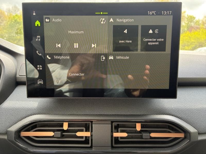 Dacia Sandero Stepway Expression | 1.2 ECO-G-120 | Camera | Clim | Cruise  | Carplay - 18