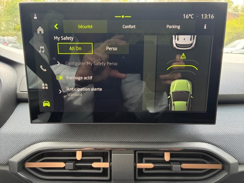 Dacia Sandero Stepway Expression | 1.2 ECO-G-120 | Camera | Clim | Cruise  | Carplay - 19