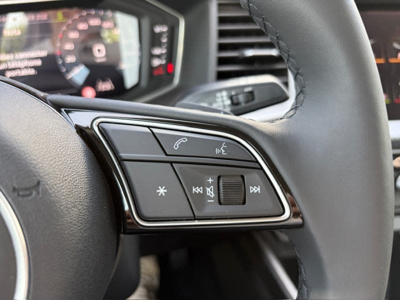 Audi A1 S-Line | 1.0 TFSI 116cv | Carplay | Caméra | Capteurs Av+Ar | Cruise control - 16