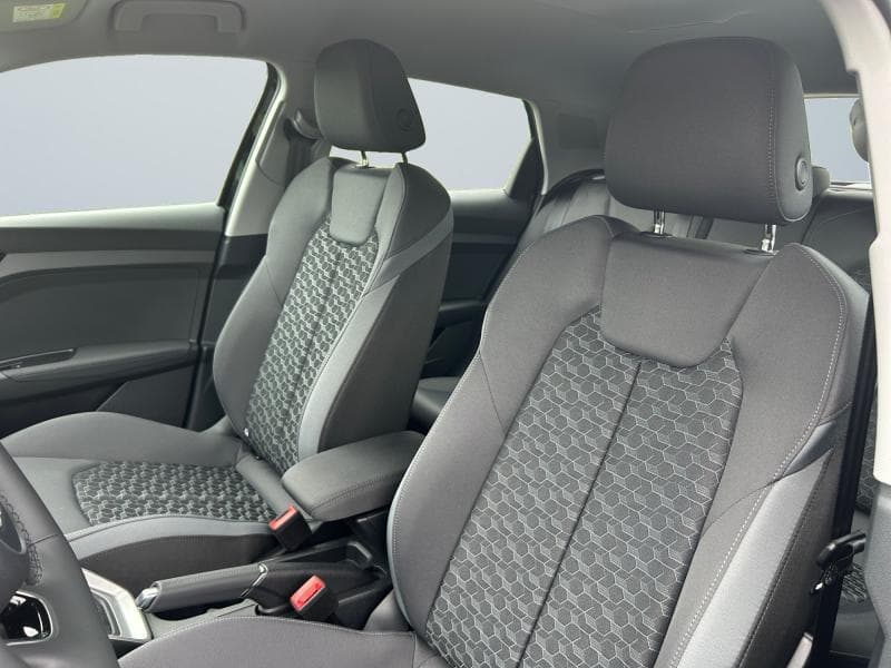 Audi A1 S-Line | 1.0 TSI 116cv | Carplay | Caméra | Clim auto | Virtual Cockpit - 10