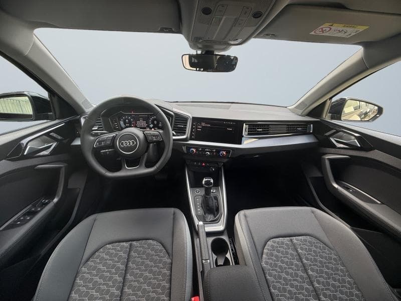 Audi A1 S-Line| 1.0 TFSI 116cv | Carplay | Capteurs AV+AR | Caméra | Clim auto @ Jantes alu | Led | Virtual Cockpit - 11