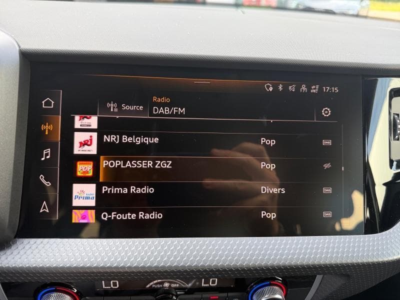 Audi A1 S-Line| 1.0 TFSI 116cv | Carplay | Capteurs AV+AR | Caméra | Clim auto @ Jantes alu | Led | Virtual Cockpit - 22