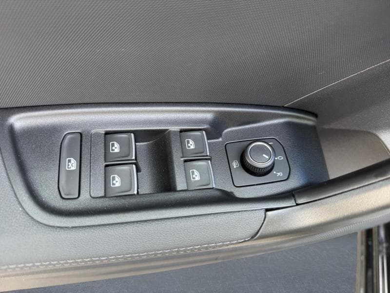 Audi A1 S-Line| 1.0 TFSI 116cv | Carplay | Capteurs AV+AR | Caméra | Clim auto @ Jantes alu | Led | Virtual Cockpit - 26