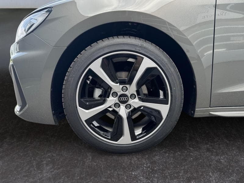 Audi A1 S-Line | 1.0 TFSI 116 cv | Carplay | Camera | Capteurs Av/Ar | LED - 9
