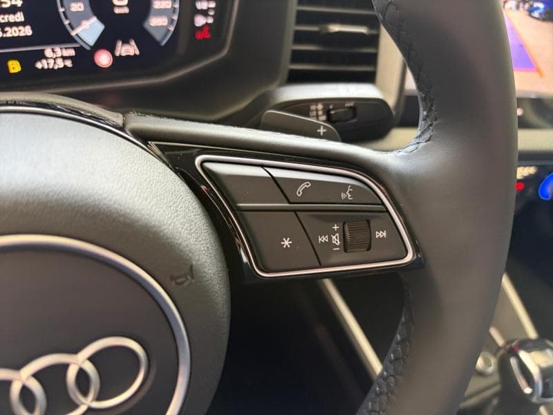 Audi A1 S-Line | 10. TFSI 116cv | Carplay | Caméra | Capteurs Av/Ar | Led - 18