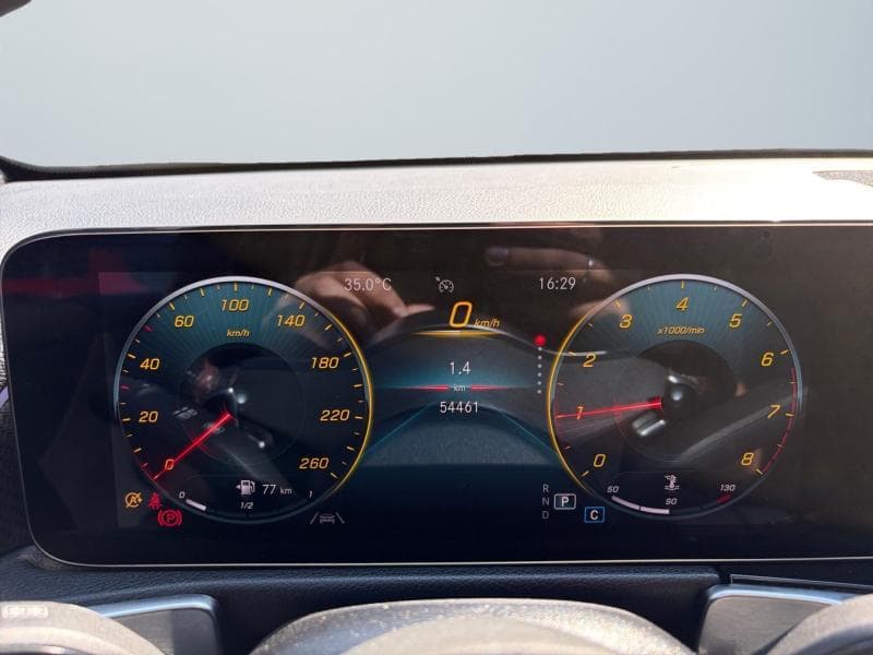 Mercedes-Benz GLB 180 Pack AMG | 1.3 136cv | 7 Places | Carplay | Caméra | Attelage - 15