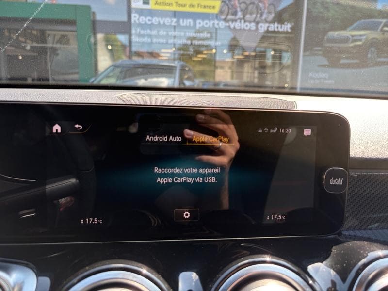 Mercedes-Benz GLB 180 Pack AMG | 1.3 136cv | 7 Places | Carplay | Caméra | Attelage - 26