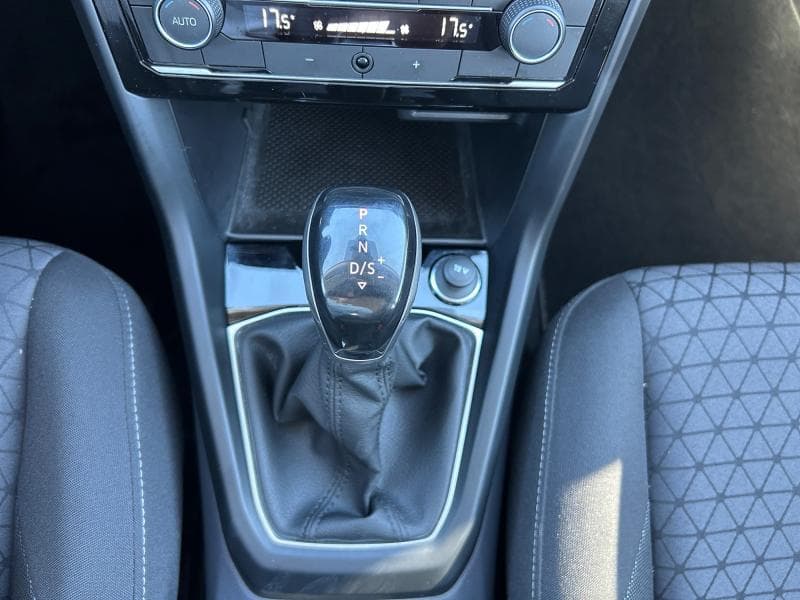 Volkswagen T-Cross Life | 1.0 TSI 116Cv | Carplay | Camera | GPS | Clim auto - 22