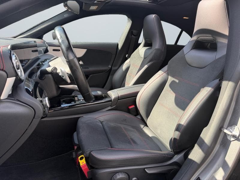 Mercedes-Benz CLA 180 CLA Pack AMG | 1.3 essence 136 cv | Toit ouvrant | camera | Bluethoot | sièges chauffants - 10